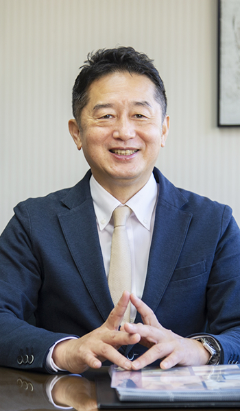 近畿総合装飾代表取締役